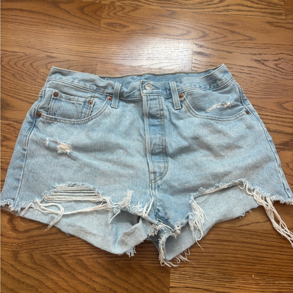 Levi’s 501 Women’s Jean Shorts